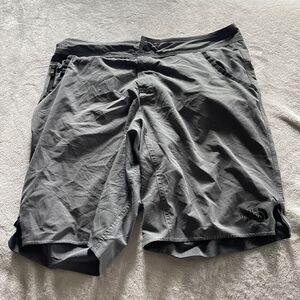 North face mens shorts